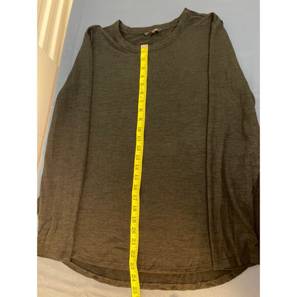 Banana Republic Women’s Crewneck Long Sleeve Knit Top Color Black Size L - Picture 6 of 8